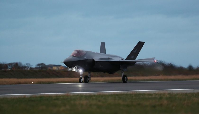 F35 norge Defense Analysis | Fighter aircraft | Military aircraft construction 