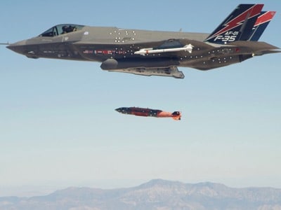 F35A during B61 ​​nuclear bomb drop tests