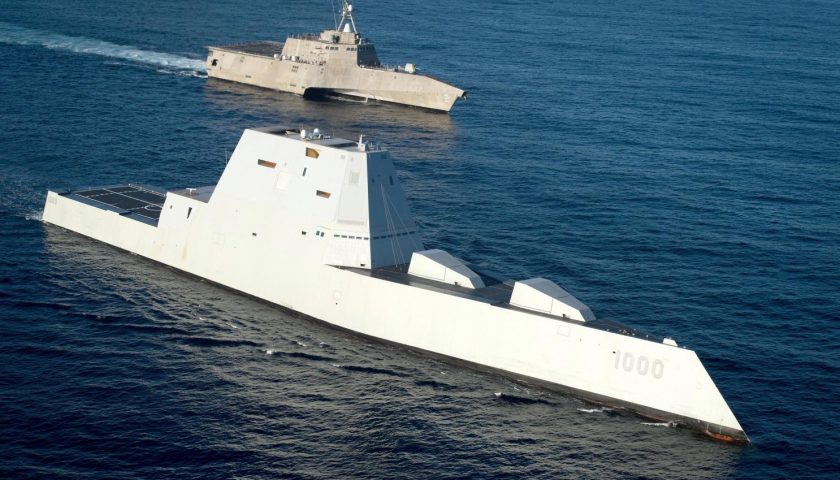 USS Zumwalt is on the final leg of its three month journey to its new homeport in San Diego. 31620613005 0 Alliances militaires | Analyses Défense | Budgets des armées et effort de Défense