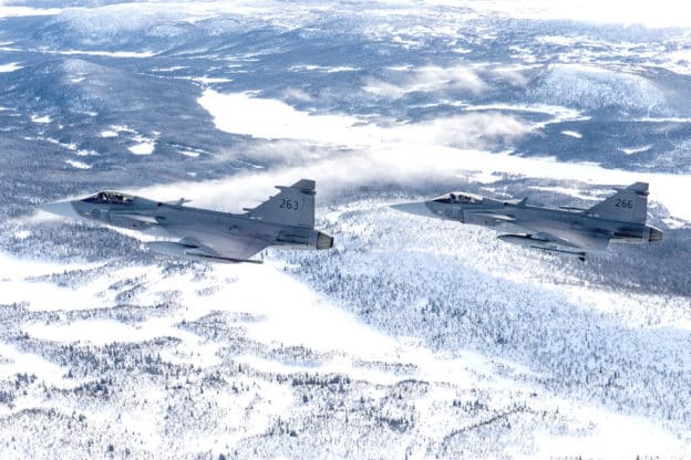 Gripen snow Actualités Défense | Aviation de chasse | Canada