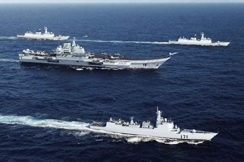 chinese carrier e28098liaoning with escorts e1607689691458 Alliances militaires | Analyses Défense | Déploiement de forces - Réassurance