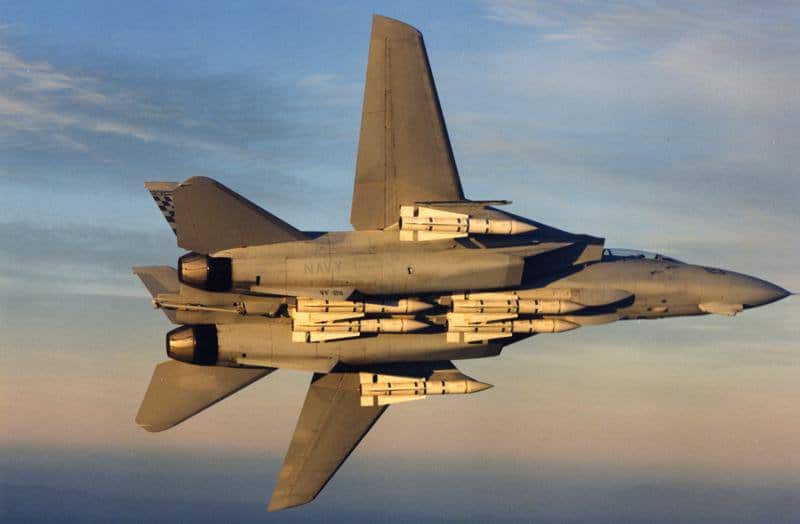 Misiles aire-aire F14 AIM54 | Noticias de defensa | Avión de combate 