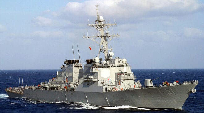 Les destroyer de la classe Arleigh Burke constituent la colonne vertebrale de lUS Navy