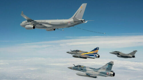 An A330 MRTT from the Air Force accompanied by a Rafale B, a Mirage 2000 5 and a Mirage 2000D e1685111125870