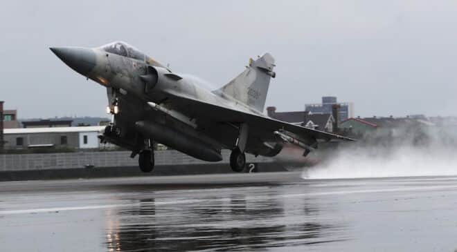 Aereo da caccia Mirage 2000 Taiwan | Analisi della difesa | Conflitto russo-ucraino 