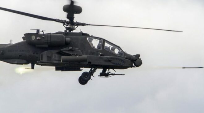 Les hélicoptères d'attaque AH-64 Apache sont issus du super programme BIG 5 de l'US Army au début des années 70