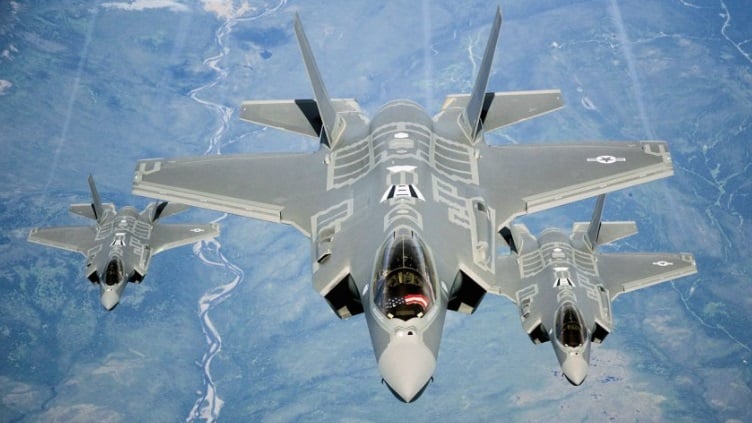 F35 USAF Actualités Défense | Aviation de chasse | Budgets des armées et effort de Défense