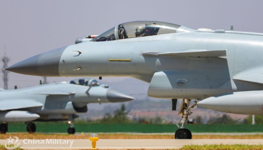 j10 Analyses Défense | Aviation de chasse | Chaine logistique militaire