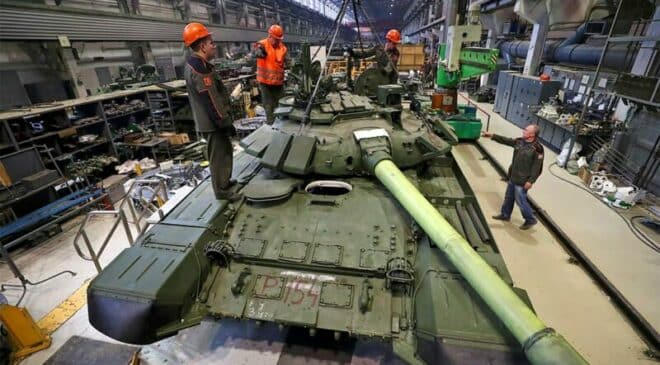 Russische Panzerfabrik Uralwagonsawod e1662477432878 Verteidigungspolitik | Deutschland | Militärische Allianzen 