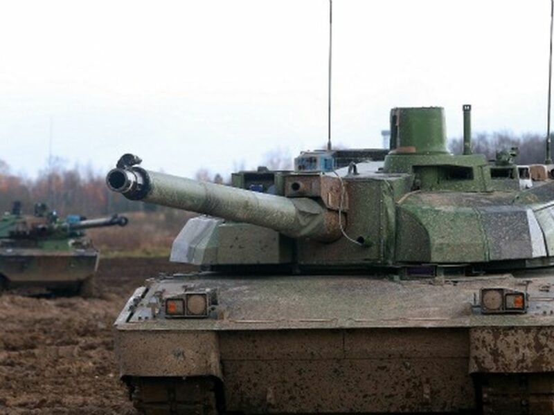 Pour venir renforcer le parc de chars Leclerc, l'Armée de Terre peut-elle se tourner vers le KF-51 Panther de Rheinmetall ?