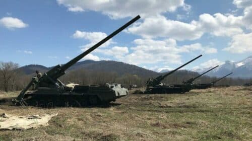 Ejercicio de artillería 2S7M 2020 1200x640 1 e1682685157282 Avión de combate | Conflicto ruso-ucraniano | Defensa antiaérea 