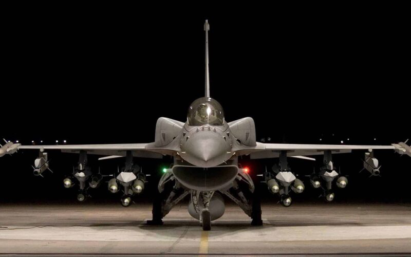 F16V 1 in scala 1 Stati Uniti | Alleanze militari | Aerei da caccia 