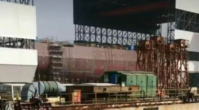 New destroyers produced in a third Chinese shipyard