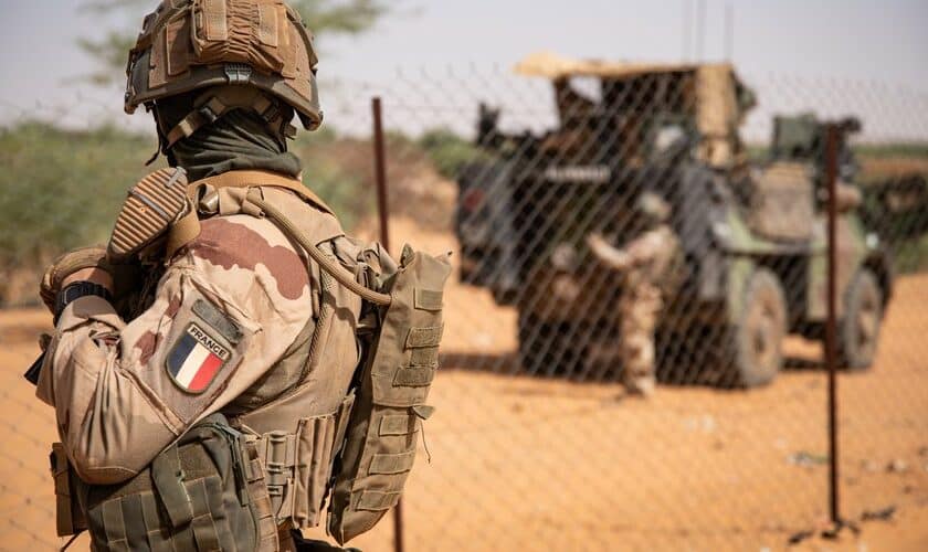 Armee de terre afrique Actualités Défense | Chaine logistique militaire | Drones et Robotique militaires