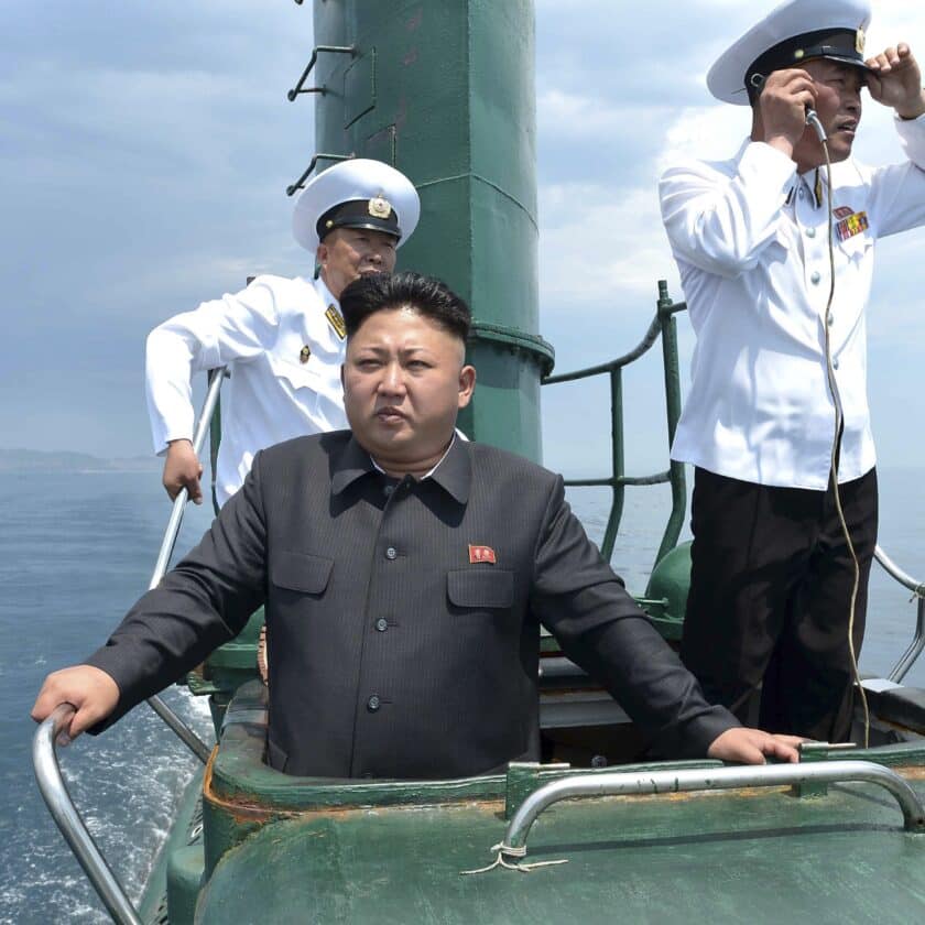Kim jong un sinpo submarine